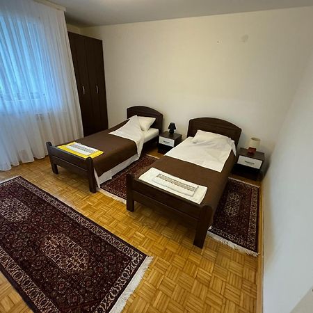Apartment Share Sarajevo Exterior photo